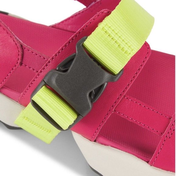 NEW SOREL Kinetic™ Impact Sling Sandals in Bright Pink Size 7.5 - Picture 2 of 6